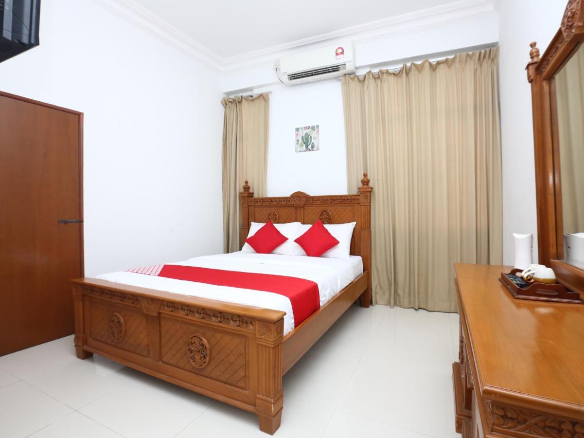 Super Oyo 89435 Nusantara Group Hotel Jertih Esterno foto