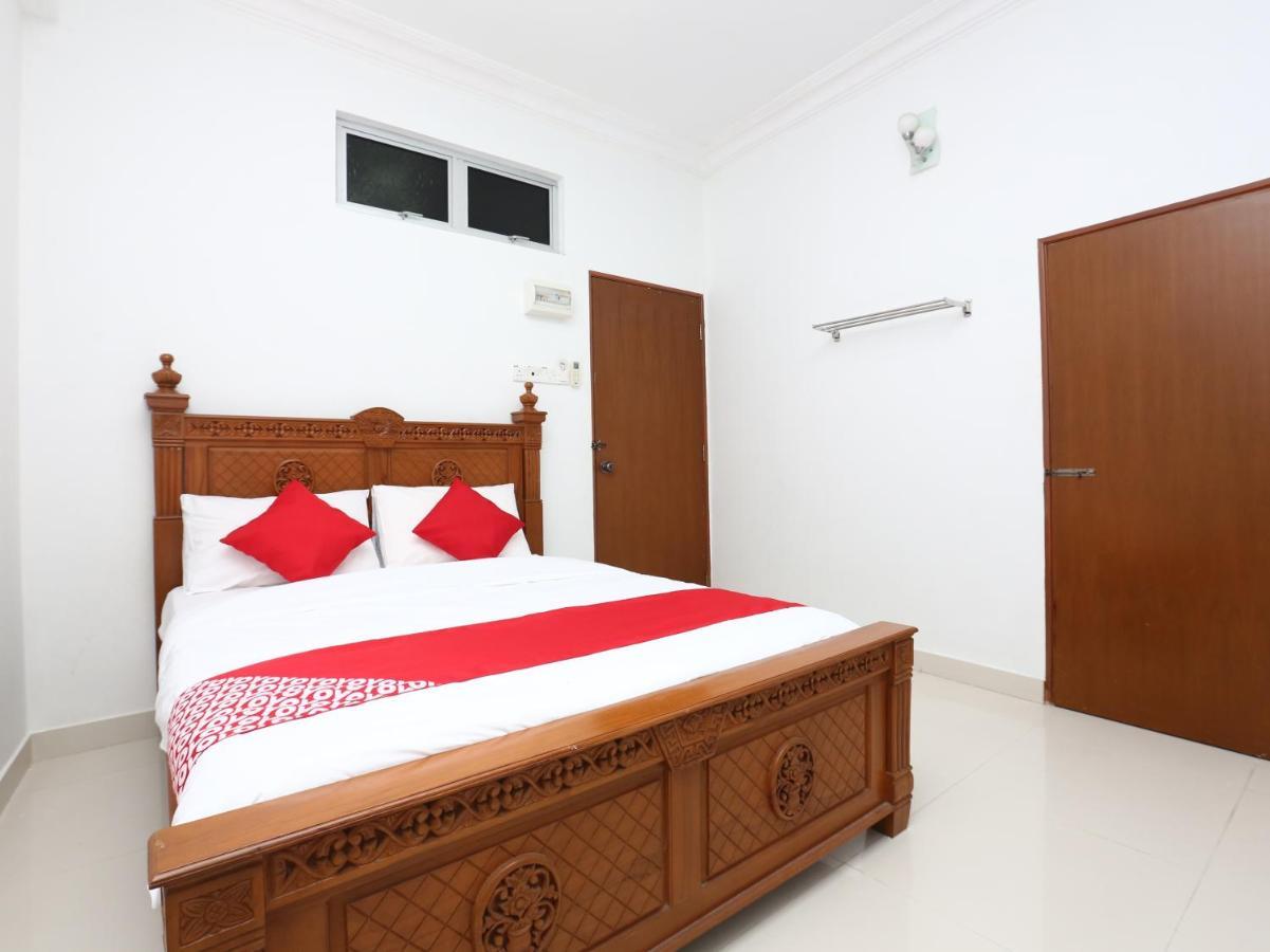 Super Oyo 89435 Nusantara Group Hotel Jertih Esterno foto
