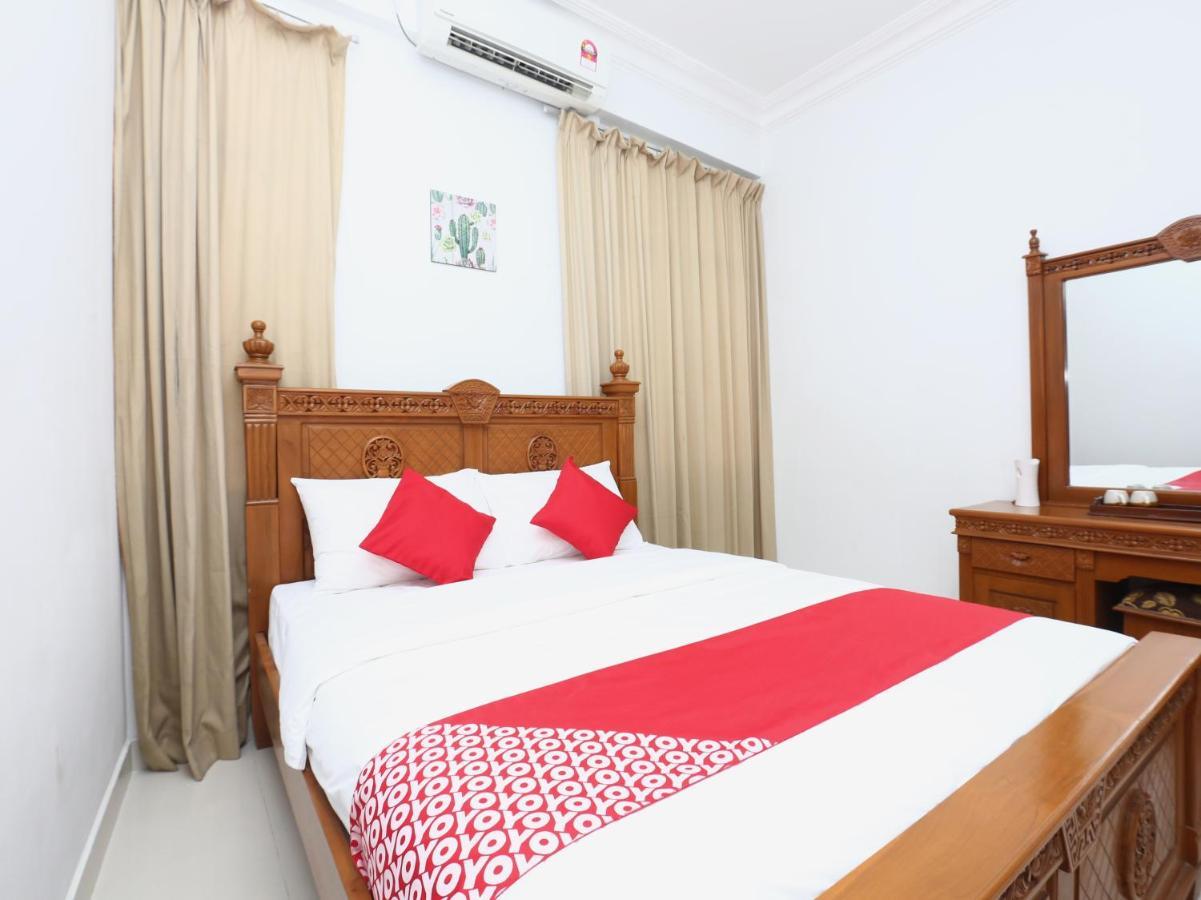 Super Oyo 89435 Nusantara Group Hotel Jertih Esterno foto
