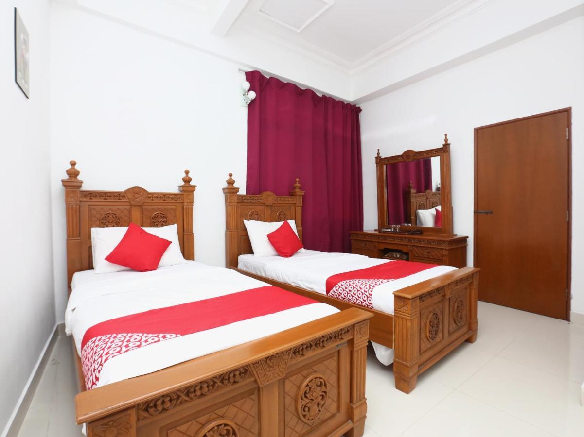 Super Oyo 89435 Nusantara Group Hotel Jertih Esterno foto