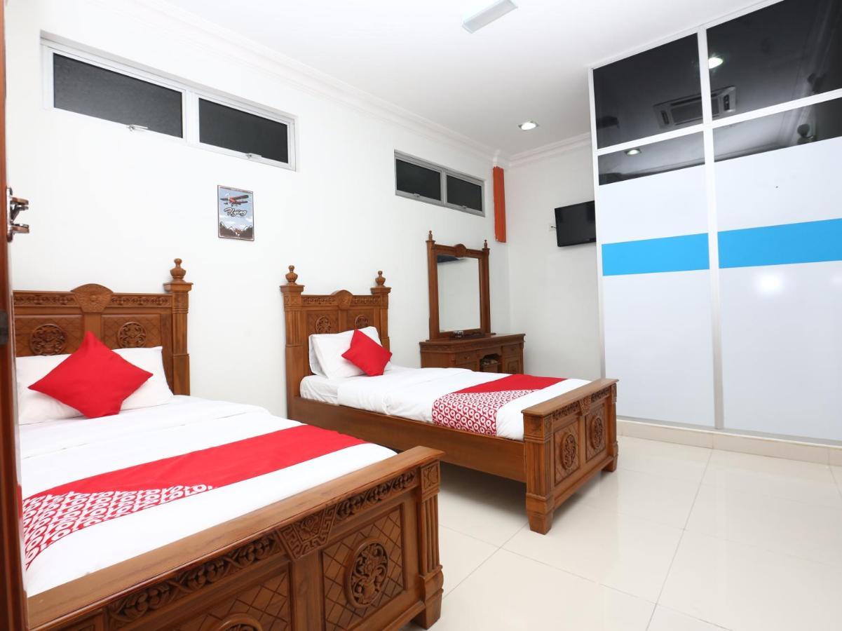 Super Oyo 89435 Nusantara Group Hotel Jertih Esterno foto